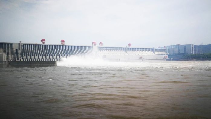 Three Gorges Dam embraces the flood peak in 2019-1