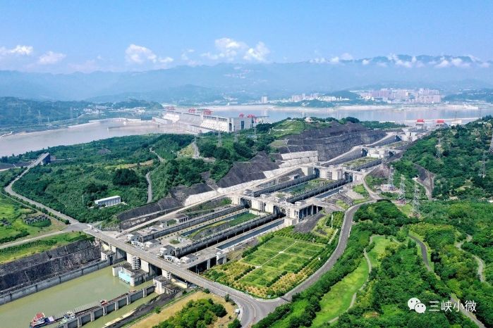 The Three Gorges Dam ship lock marks 17th anniversary of operation-1